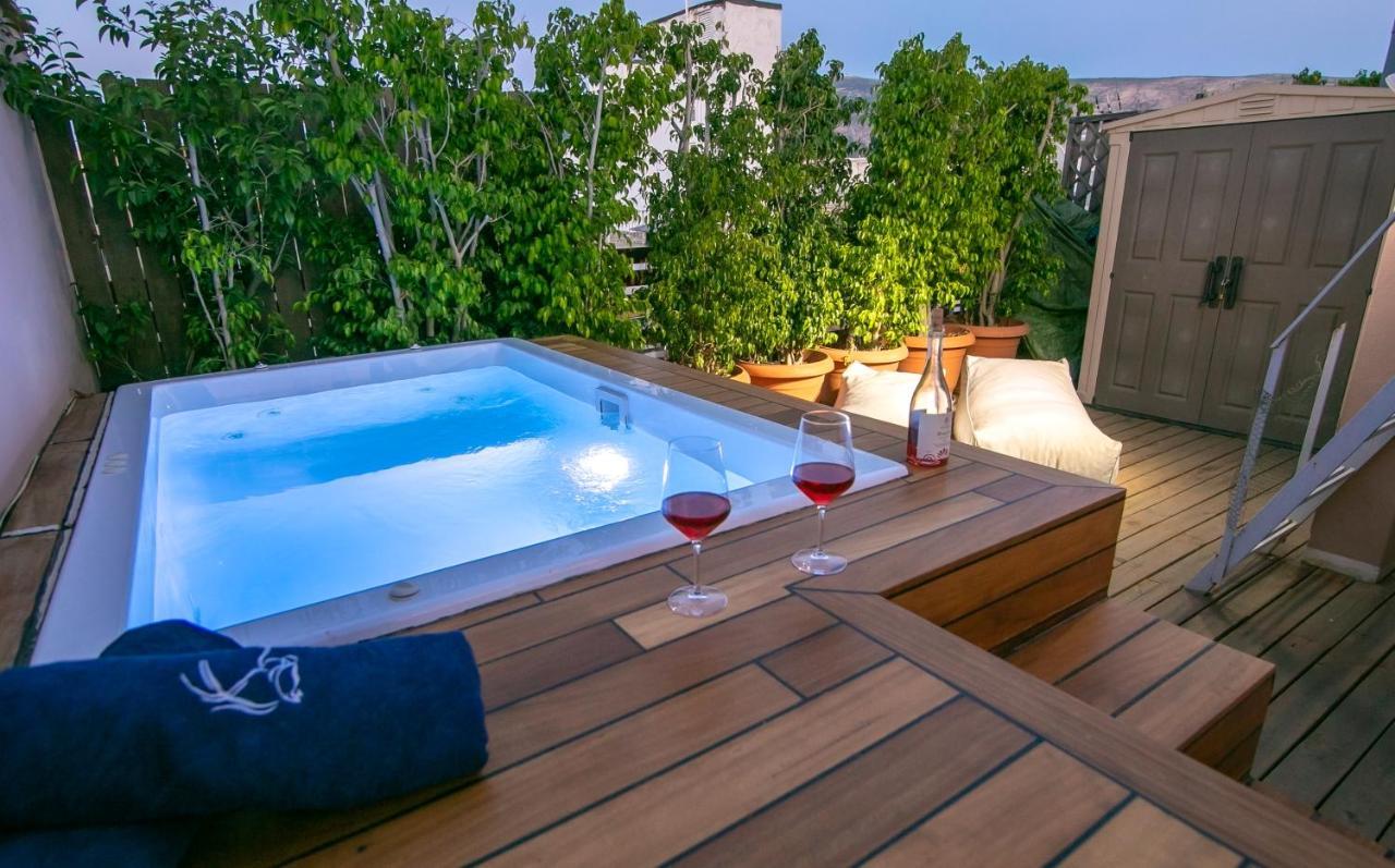 Beautiful Penthouse In Athens With Outside Jacuzzi Apartamento Exterior foto